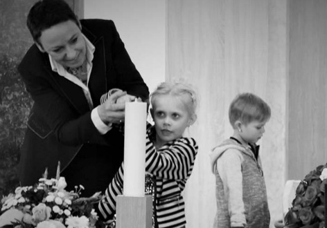 Marinette Boersma uitvaart 472 Marinette Boersma helpt kinderen