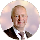 Uitvaartverzorger Wim Hogenkamp