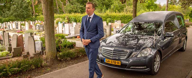 Rouwvervoer afscheidshuis Yarden Purmerend Rouwvervoer afscheidshuis Yarden Purmerend
