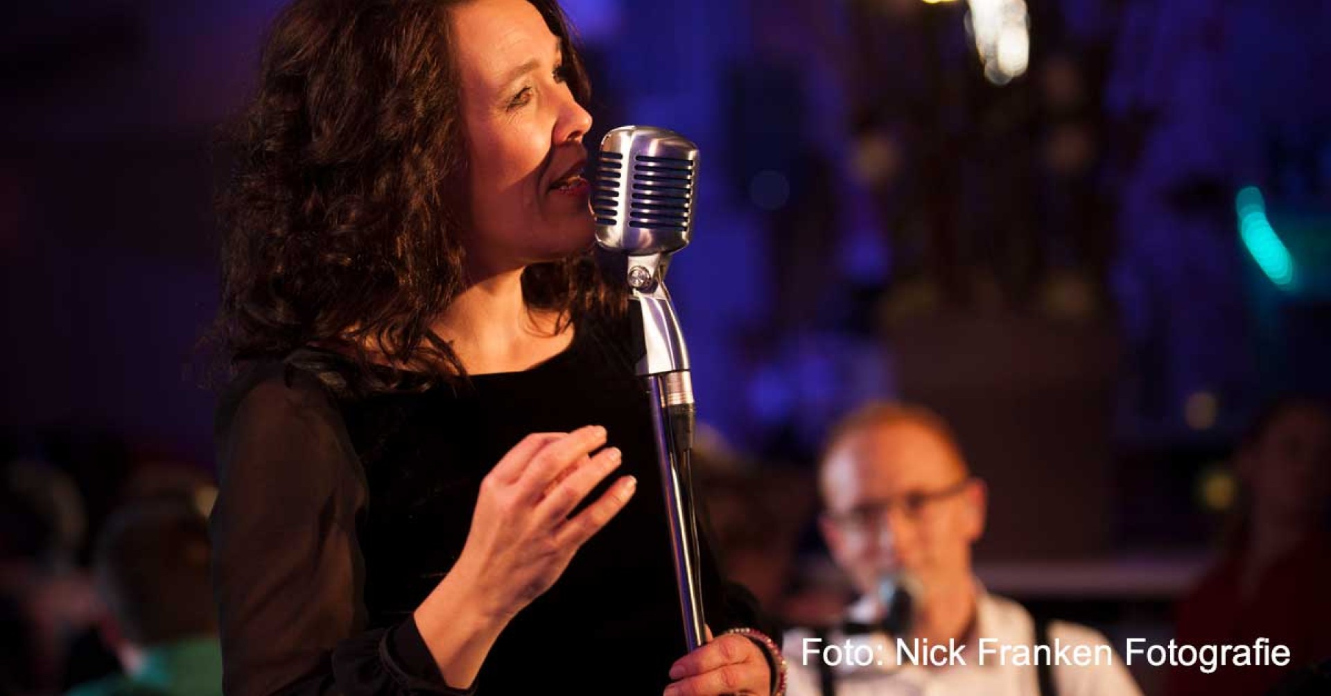 Jolanda Bazen zingt een Luizterverhaal