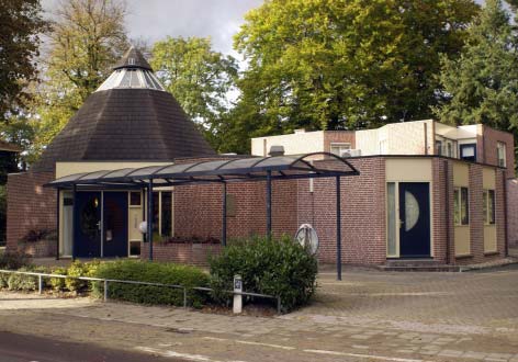 Uitvaartcentrum Epe mediabox groot De buitenkant van Yarden Uitvaartcentrum Epe