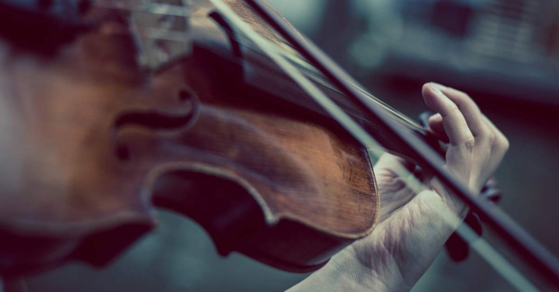 Vreemden regelen muziek voor begrafenis